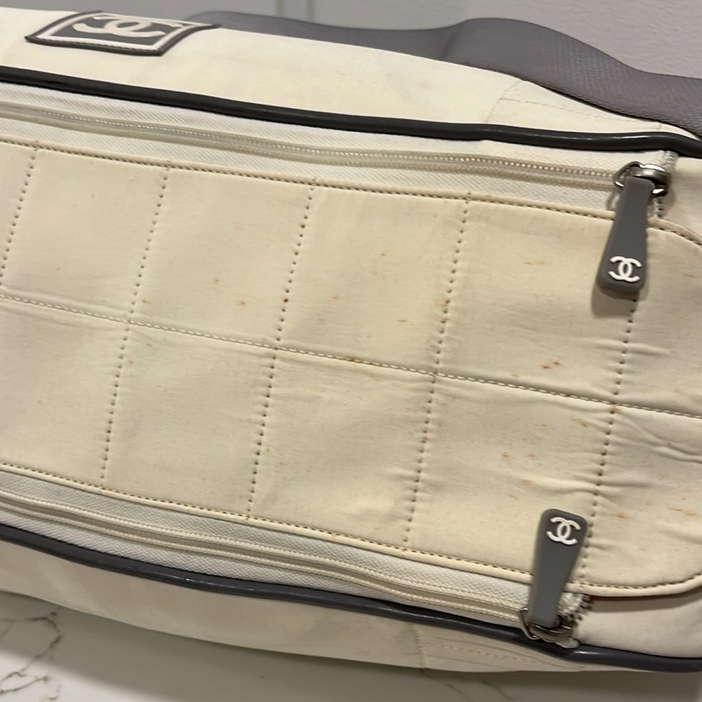 Chanel White Duffel Bag - Picture 5 of 8